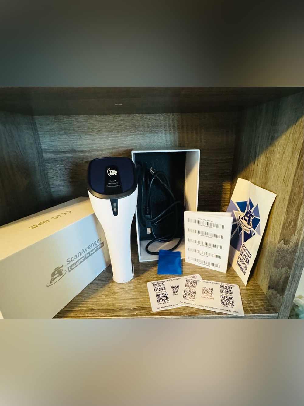 ScanAvenger Wireless Bluetooth Barcode Scanner ! Model: AS 8872